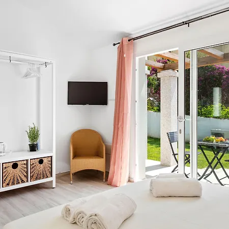 Sardegna E - New 招待所 奧爾比亞